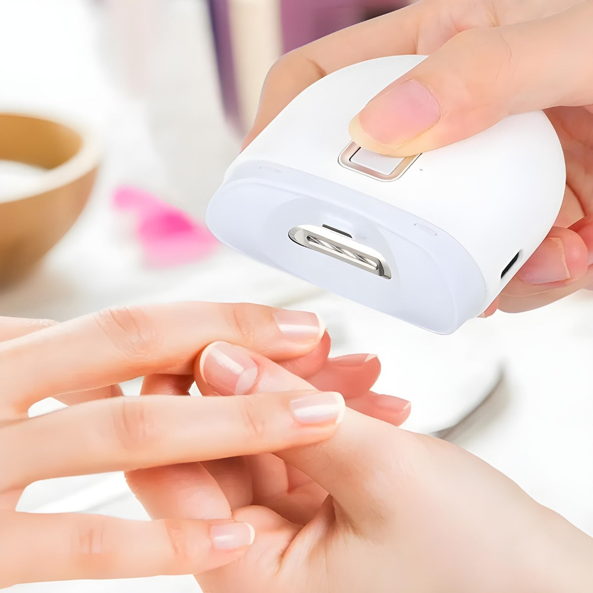 Coupe-ongles électrique
